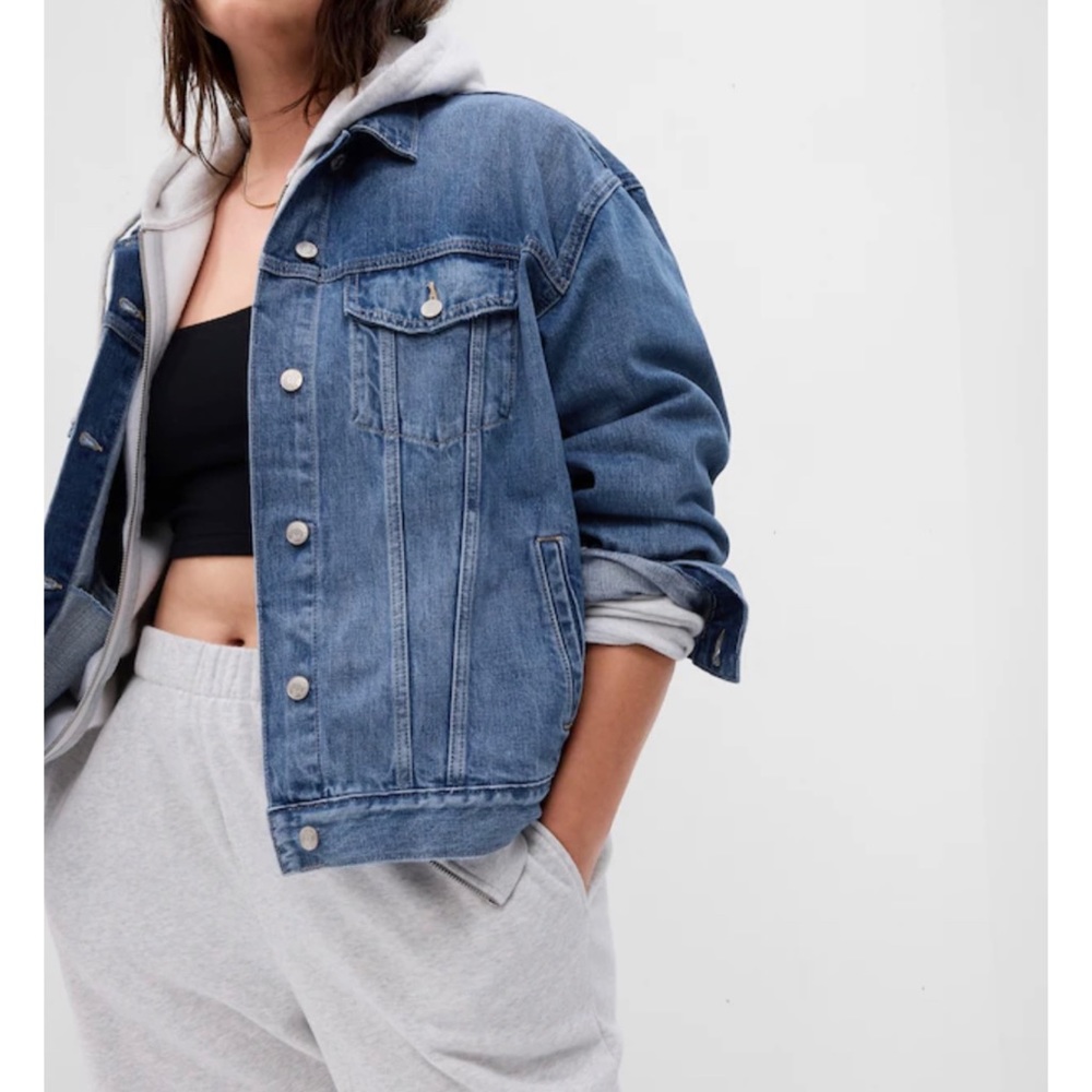 🆕 GAP Denim Trucker Jacket L Large NWT New! Blue